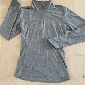 The Northface gray 1/4 zip pullover